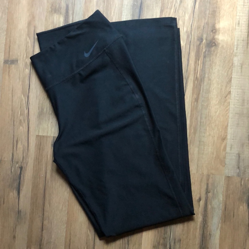 L Nike Yoga Pants